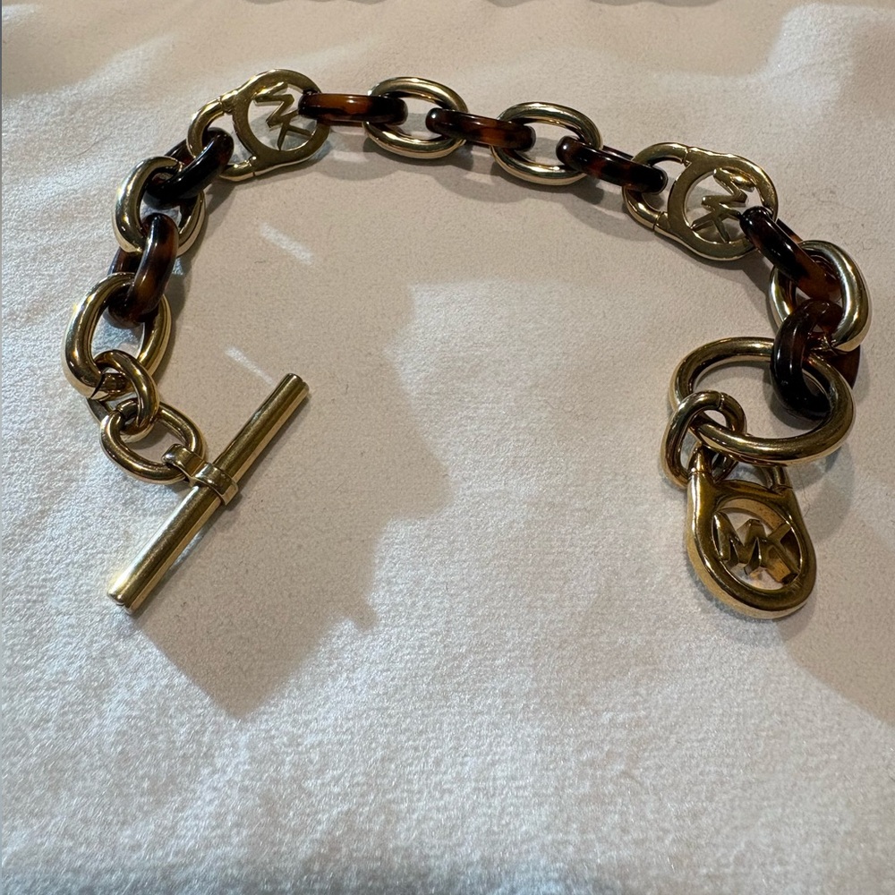 Michael Kors MK Gold tone and Tortoise Shell Link Bracelet